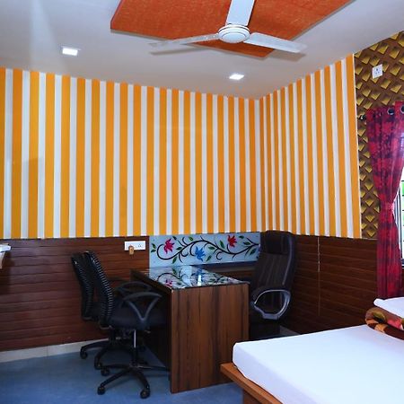 P P Lodging Mangvadi Bagian luar foto