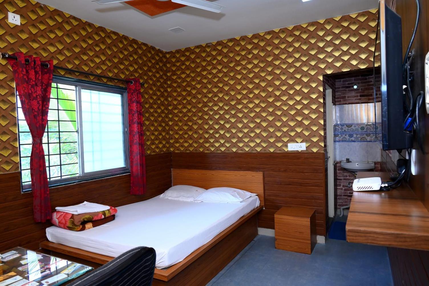 P P Lodging Mangvadi Bagian luar foto